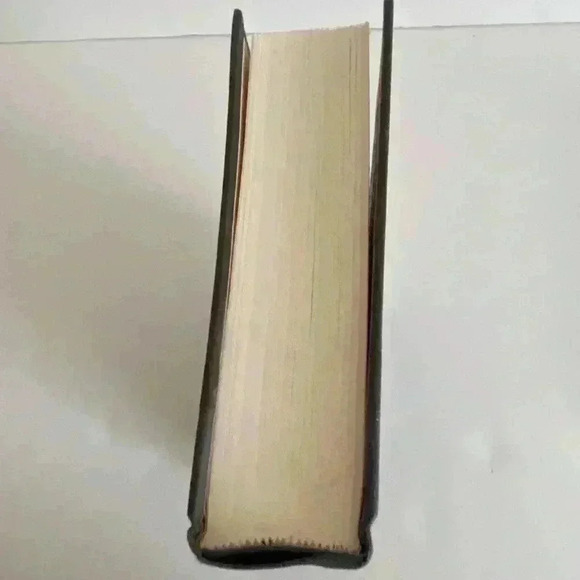 Danielle Steel Jewels Hardcover book - Picture 11 of 13